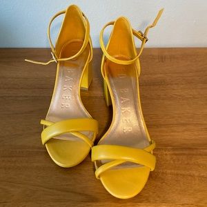 Ted Baker Yellow Ankle strap block heel sandals size 9.5.